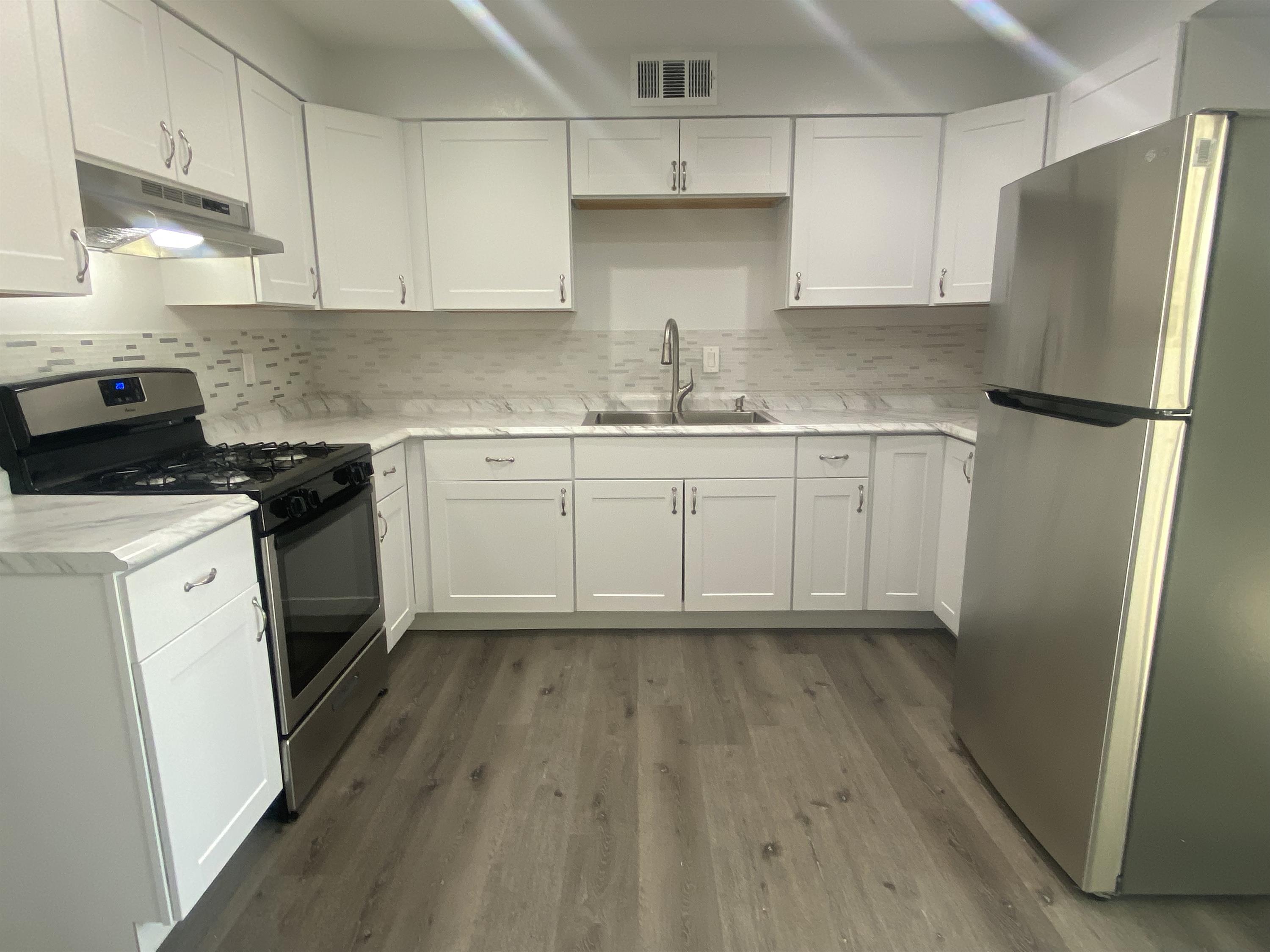 1302 North 48th Place