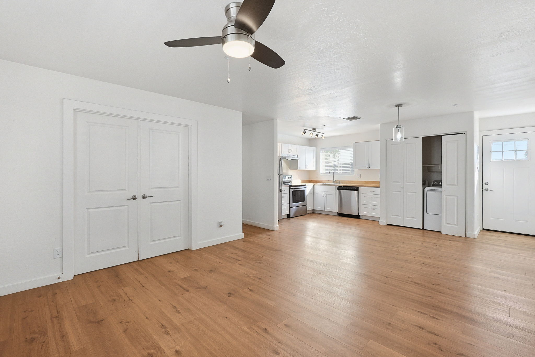 1455 East Taylor Street - 3
