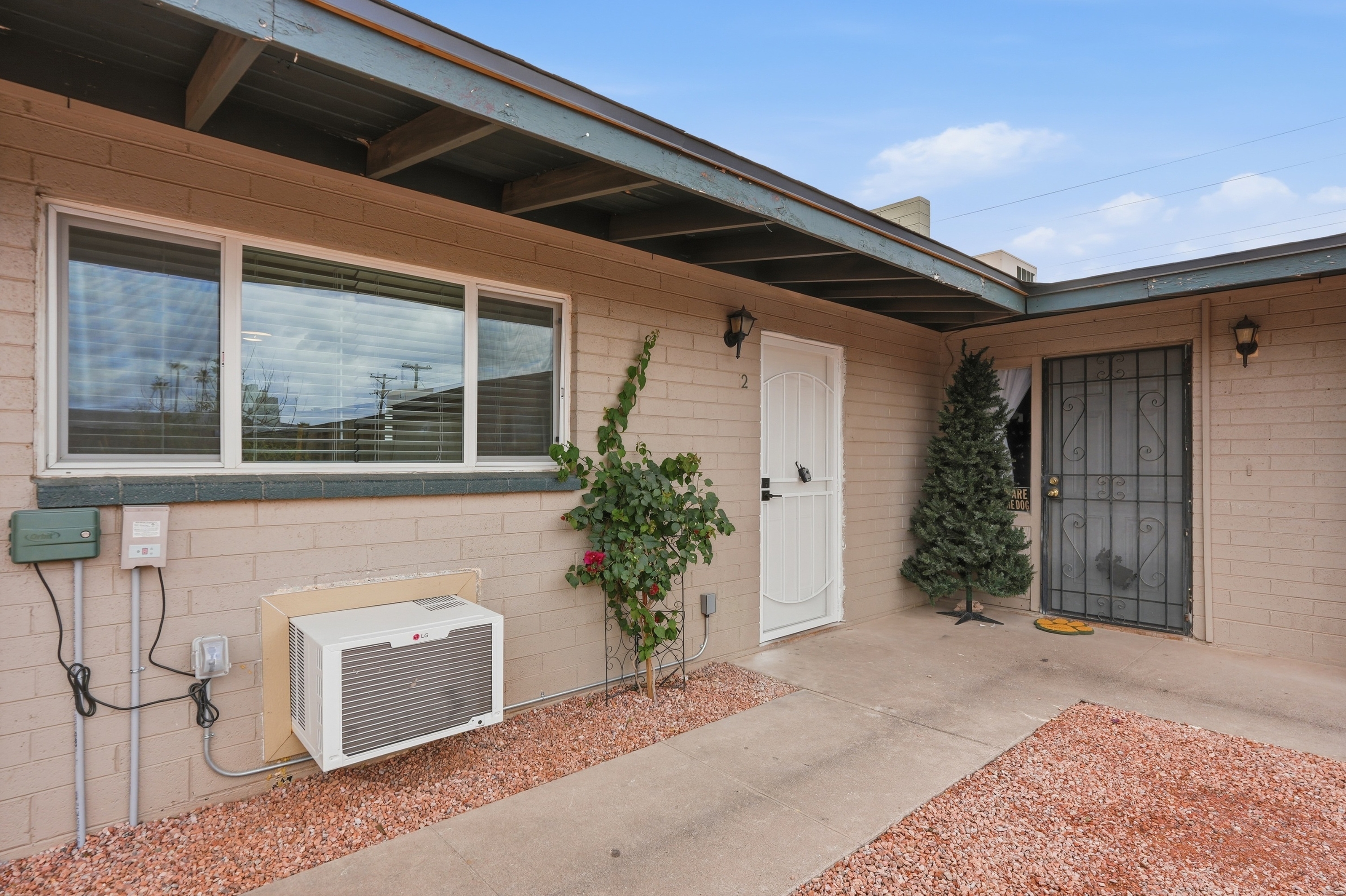 1310 North 48th Place