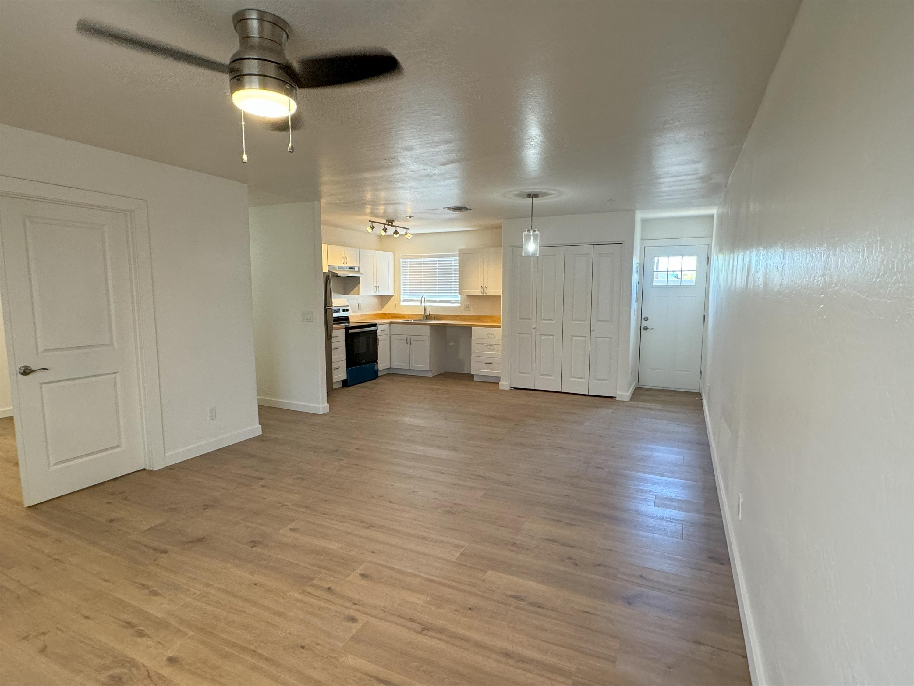 1455 East Taylor Street - 3