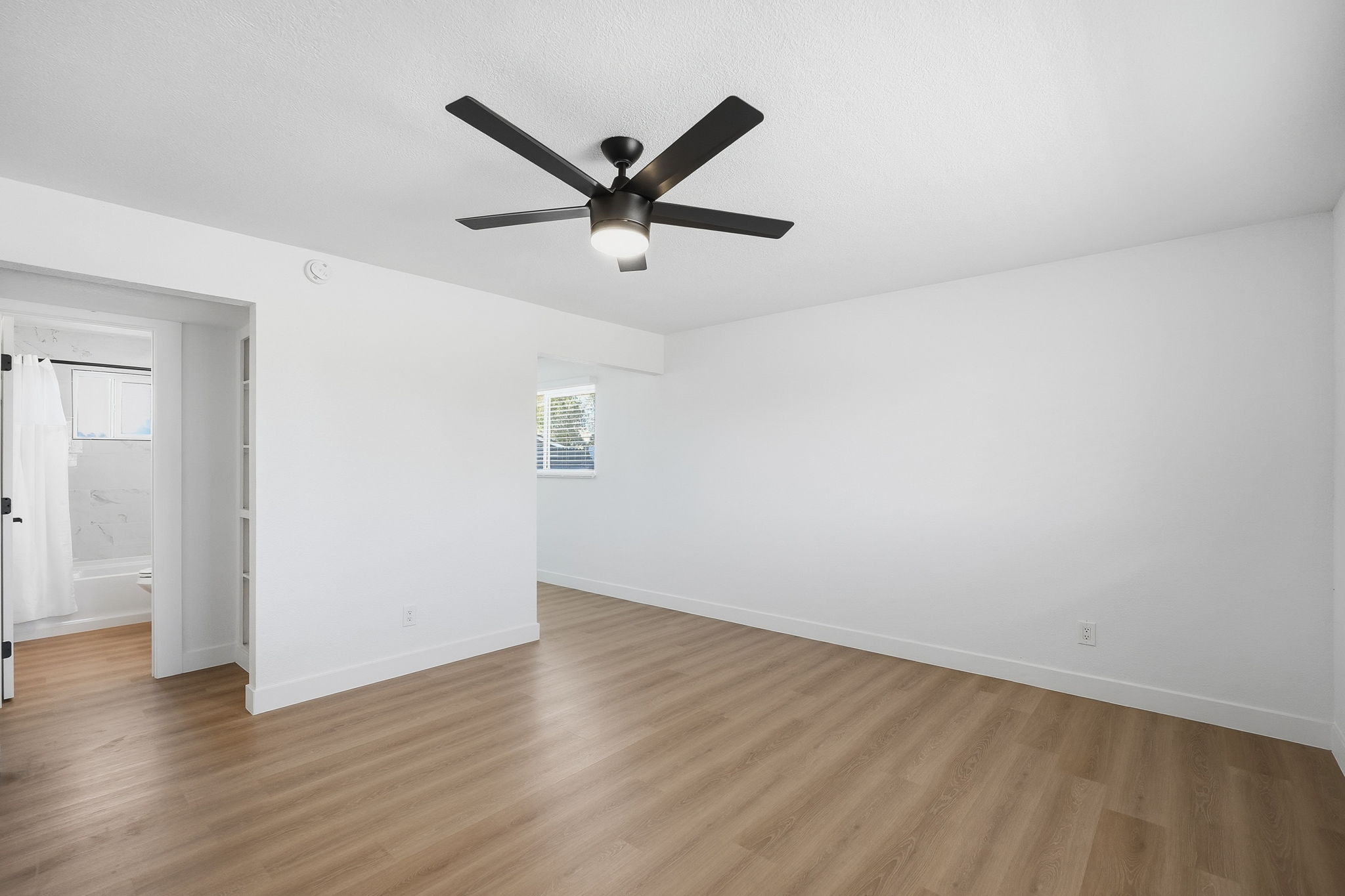 1310 North 48th Place