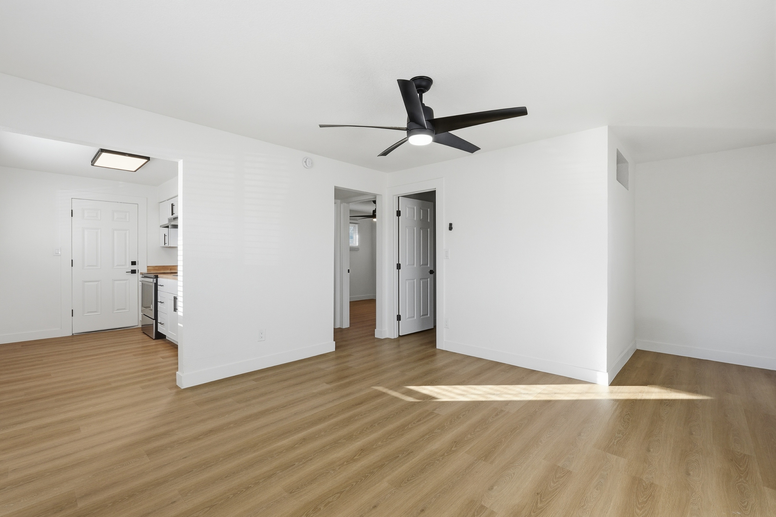 1310 North 48th Place