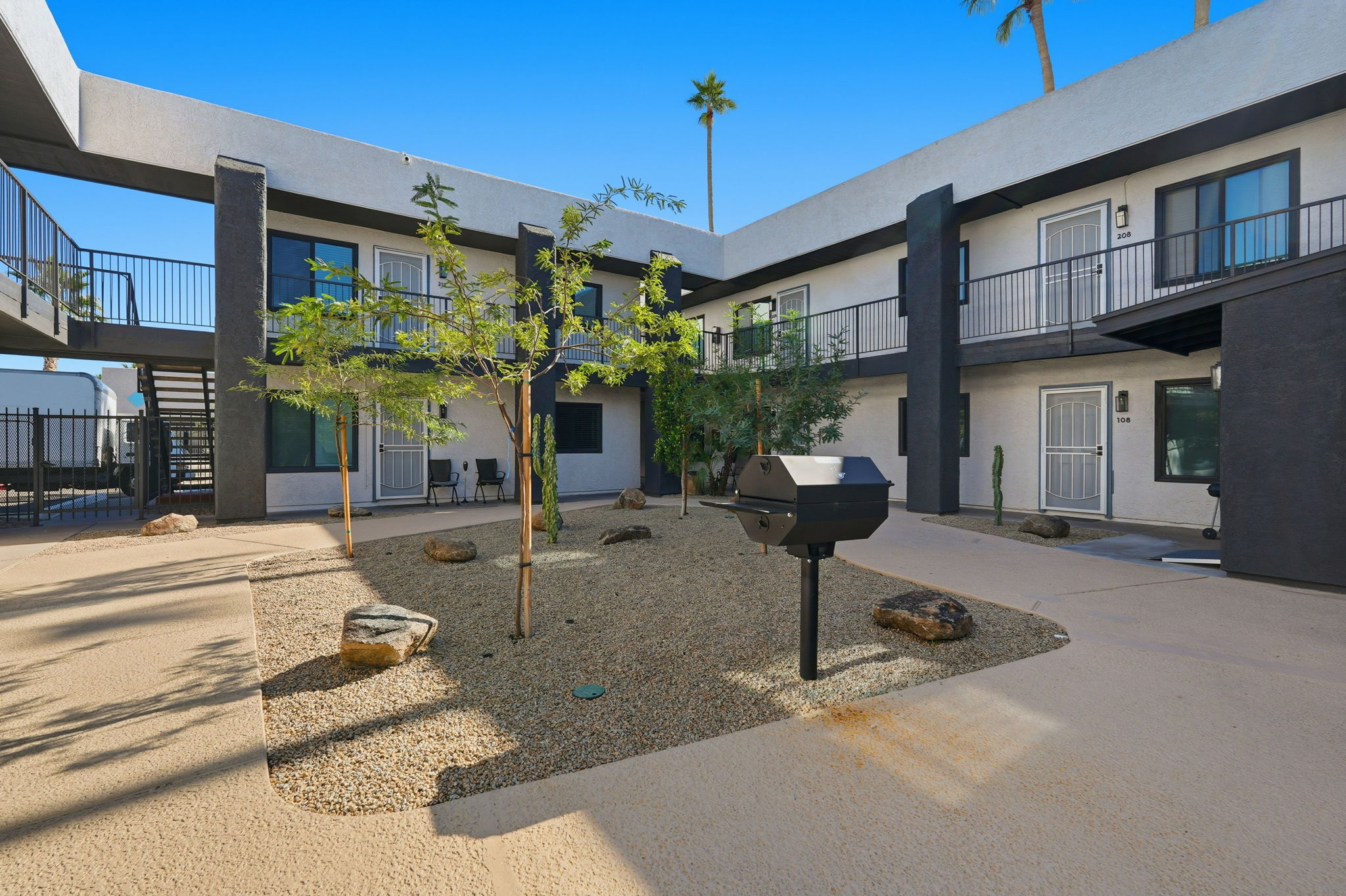 Shared outdoor space at 3738 East McDowell Road.